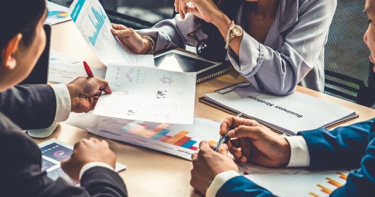Лідерство в епоху невизначеності: Як формувати стійкі бізнес-стратегії в українських реаліях